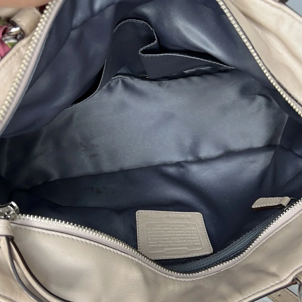 Coach tan purse with color signature scarf - Picture 9 of 11